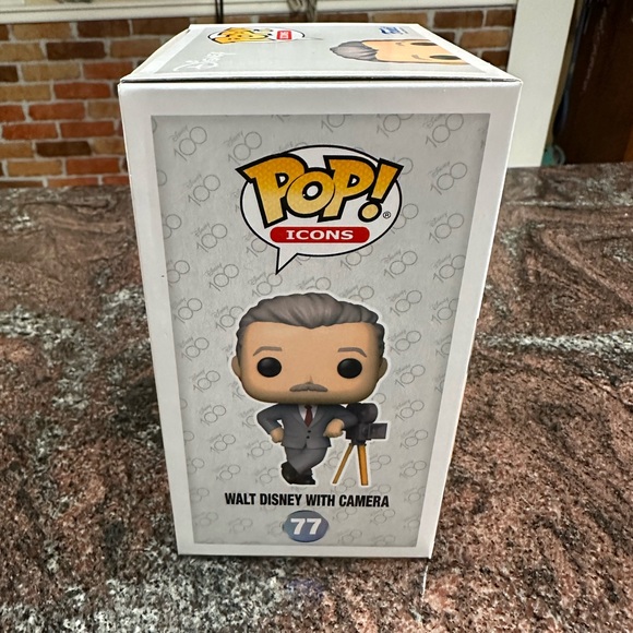 NWT Funko Pop! Walt Disney with camera - Picture 3 of 6